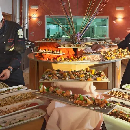 Курортный комплекс & Le Dune 4*